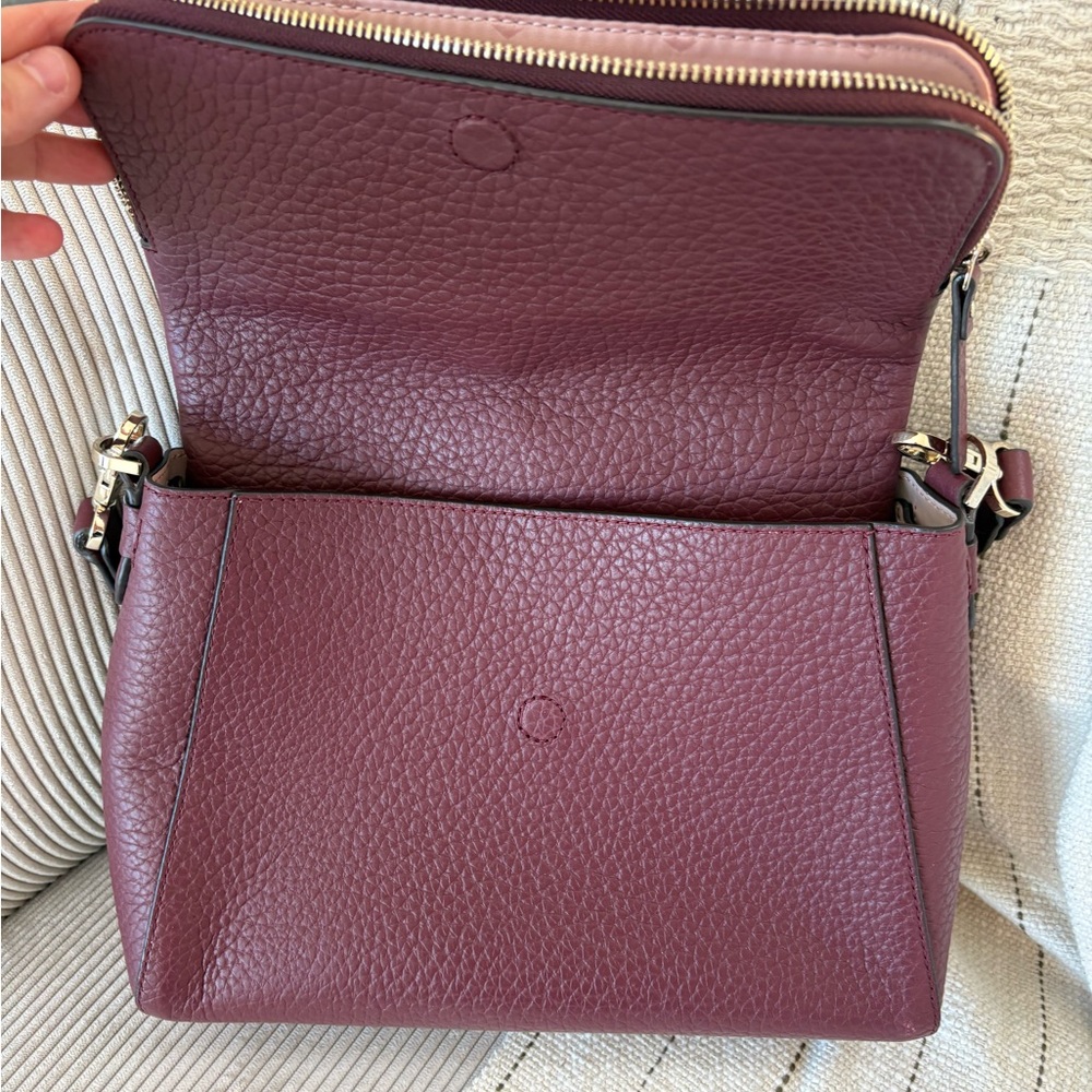 kate spade burgundy pebbled leather shoulder bag with gold hardware - Picture 2 of 7